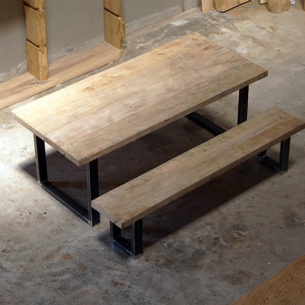 Tavolo rustico in legno massello con panca