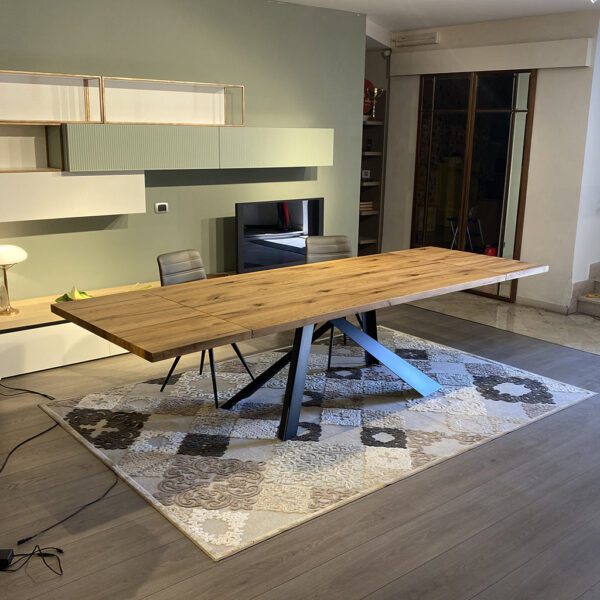 Tavolo legno tranciato rovere allungabile e basamento in ferro