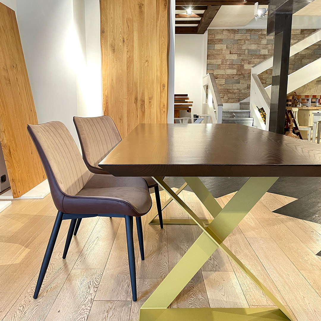 Tavolo in legno massello di castagno. Gold 45 - immagine 6